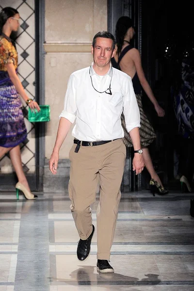 Look 54